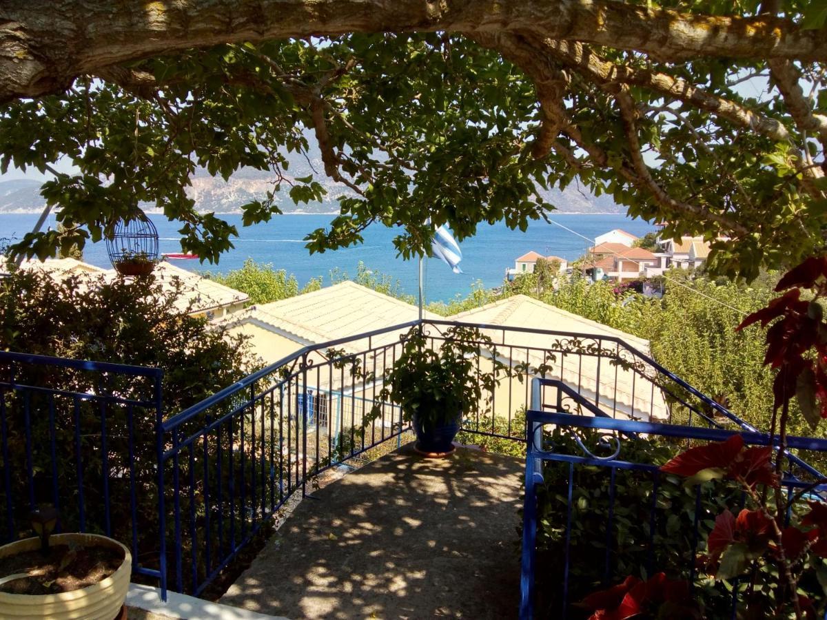 Kaminakia Apartments - Adults Only Policy - Delve Into This Little Oasis Where Peace And Quiet Reign Supreme - Sheltered By An Evergreen Cypress Forest - Offering A Large Swimming Pool Exclusively For Guests' Use And Breathtaking Sea Views From Every Fiskardo Extérieur photo
